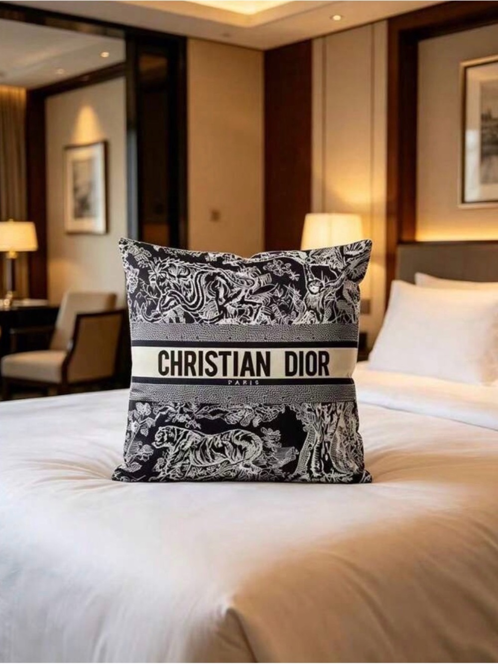 Dior 🖤Pillow Cover Logo Designer - Picture 5 of 5